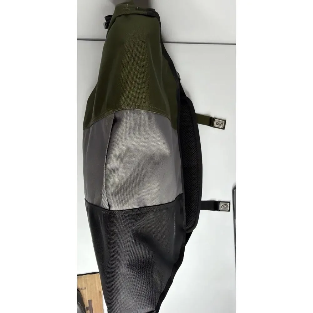 NWOT TimBuk2 Medium Classic Messenger Bag in Eco Army Pop